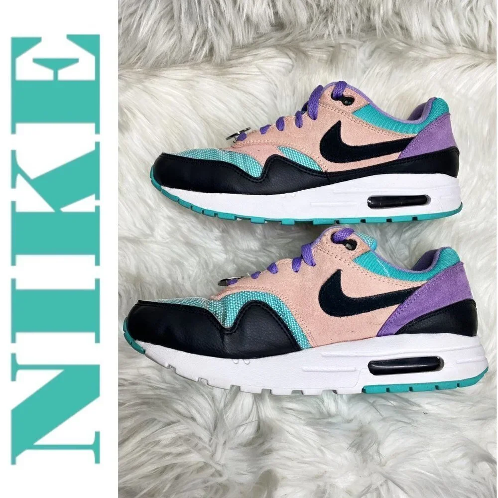 LIMITED EDITION NIKE AIR MAX‎ Have A Nike Day Smiley Face, Women’s 9